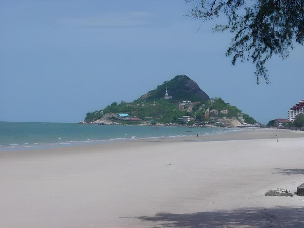 Baan Talay Dao Resort Hua Hin Exterior photo