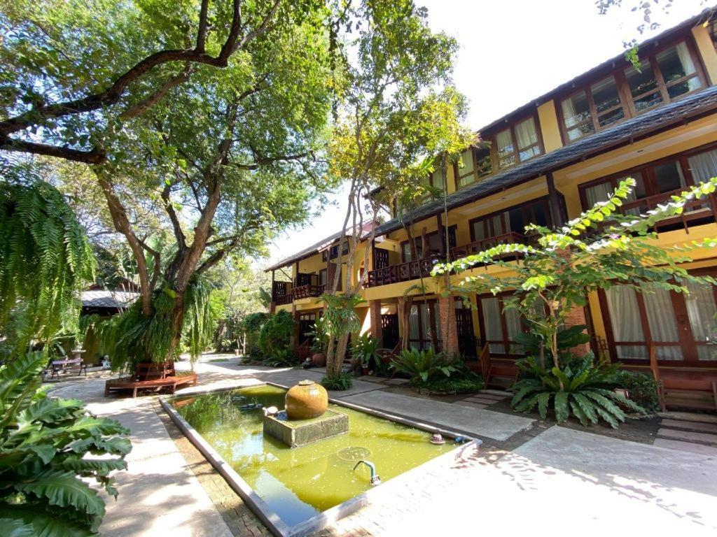Baan Talay Dao Resort Hua Hin Exterior photo
